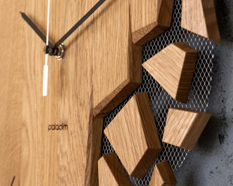 Shattered Wooden Wall Clock: Modern Abstract Art Timepiece